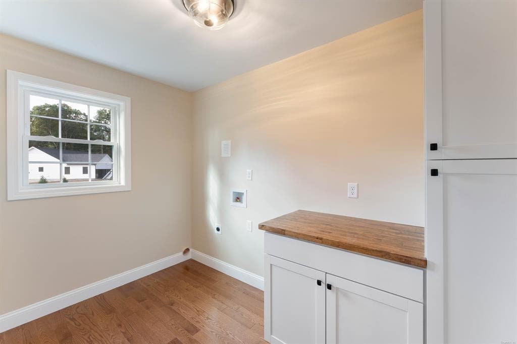 Single Family Residence at 83 Grand View Terrace, Brooklyn, photo 26 of 38
