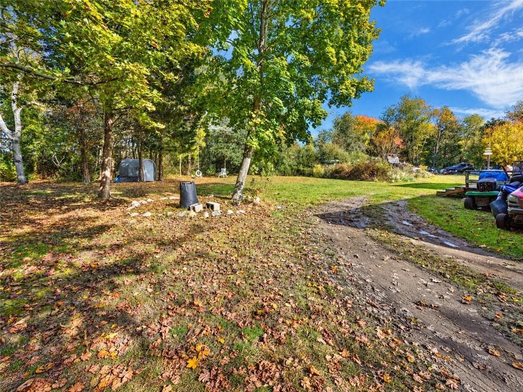 Multi Family at 691 Dry Bridge Road, North Kingstown, photo 10 of 13