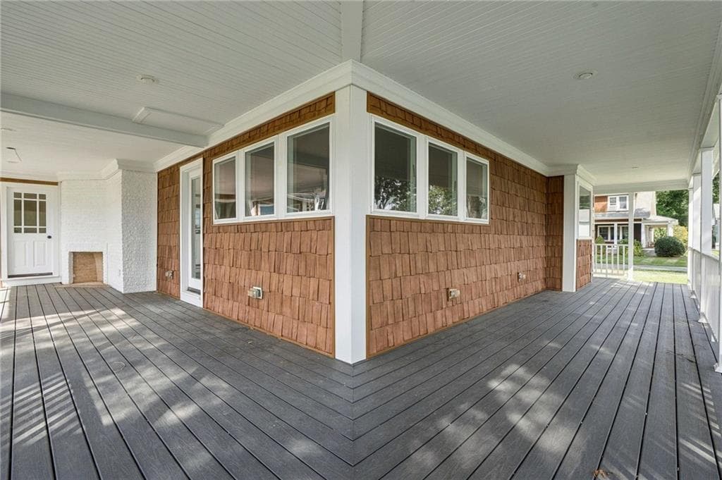 Single Family Residence at 127 Woodbine Avenue, Warwick, photo 43 of 49