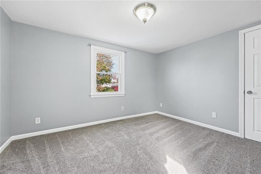 Single Family Residence at 379 Dover Avenue, East Providence, photo 37 of 46
