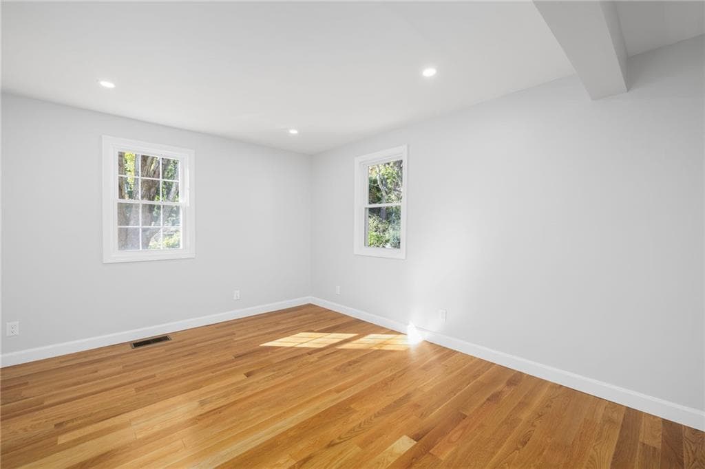 Single Family Residence at 16 Triton Drive, North Kingstown, photo 20 of 47