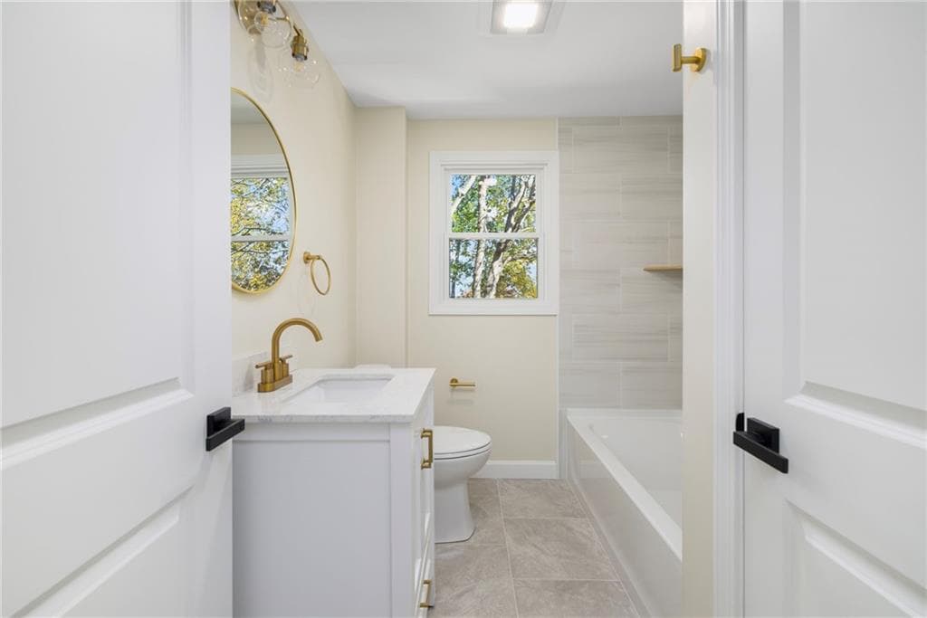 Single Family Residence at 16 Triton Drive, North Kingstown, photo 30 of 47