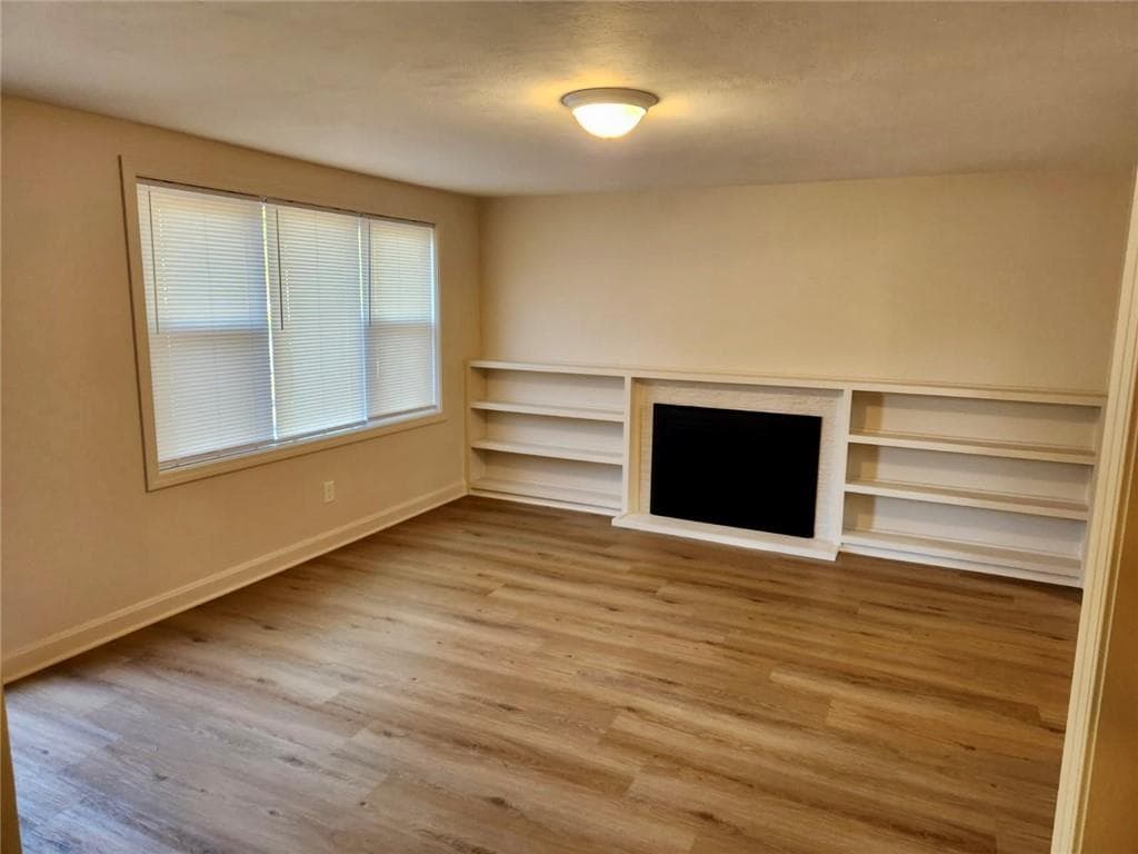 Single Family Residence at 198 Gainesville Drive, Warwick, photo 6 of 18