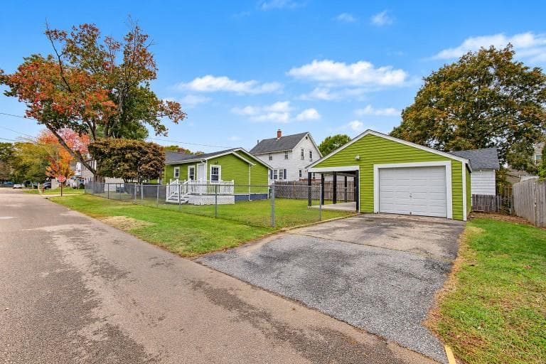 Single Family Residence at 51 Graham Avenue, Warwick, photo 18 of 19