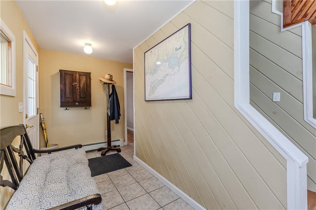 Single Family Residence at 50 Wellstown Road, Hopkinton, photo 6 of 49