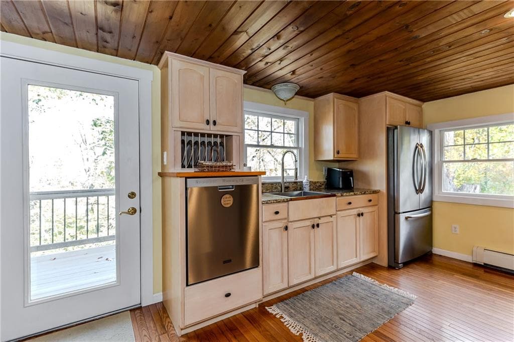 Single Family Residence at 50 Wellstown Road, Hopkinton, photo 15 of 49