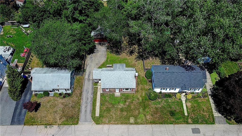 Single Family Residence at 73 lindy Avenue, East Providence, photo 34 of 39