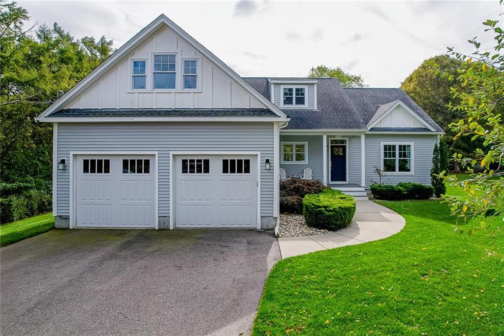 Single Family Residence at 2242 Post Road, South Kingstown, photo 2 of 33
