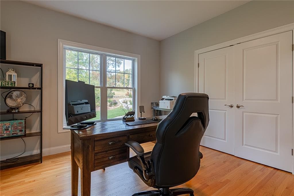 Single Family Residence at 2242 Post Road, South Kingstown, photo 19 of 33