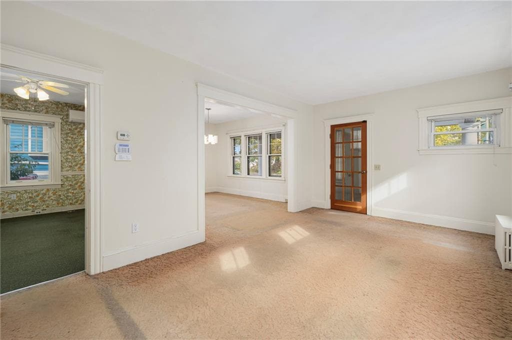 Single Family Residence at 93 Overhill Road, Providence, photo 12 of 41