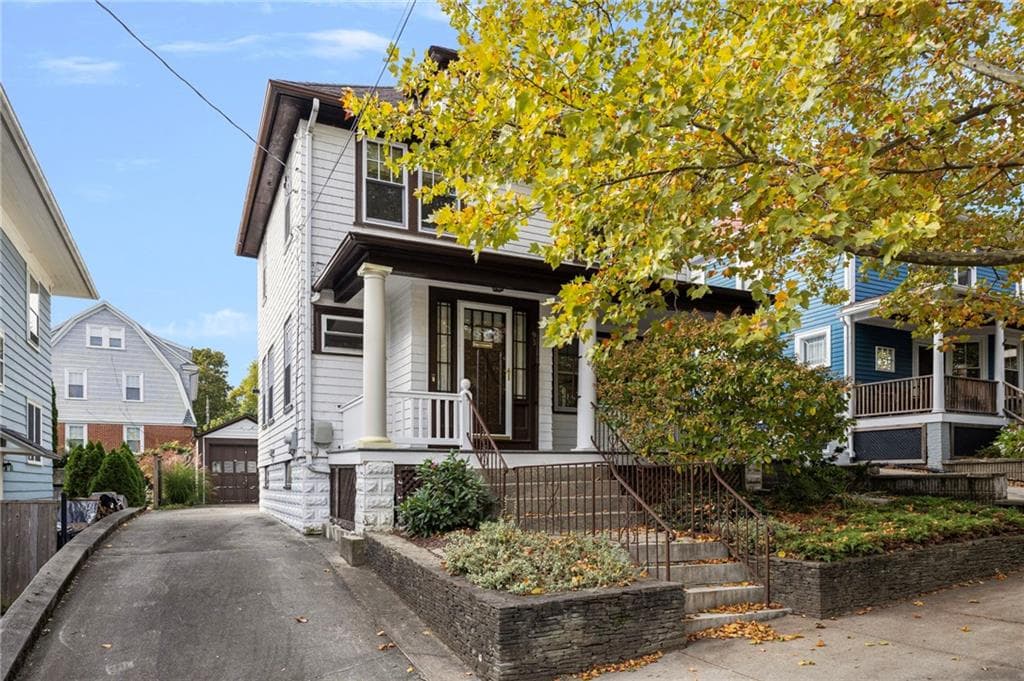 93 Overhill Road