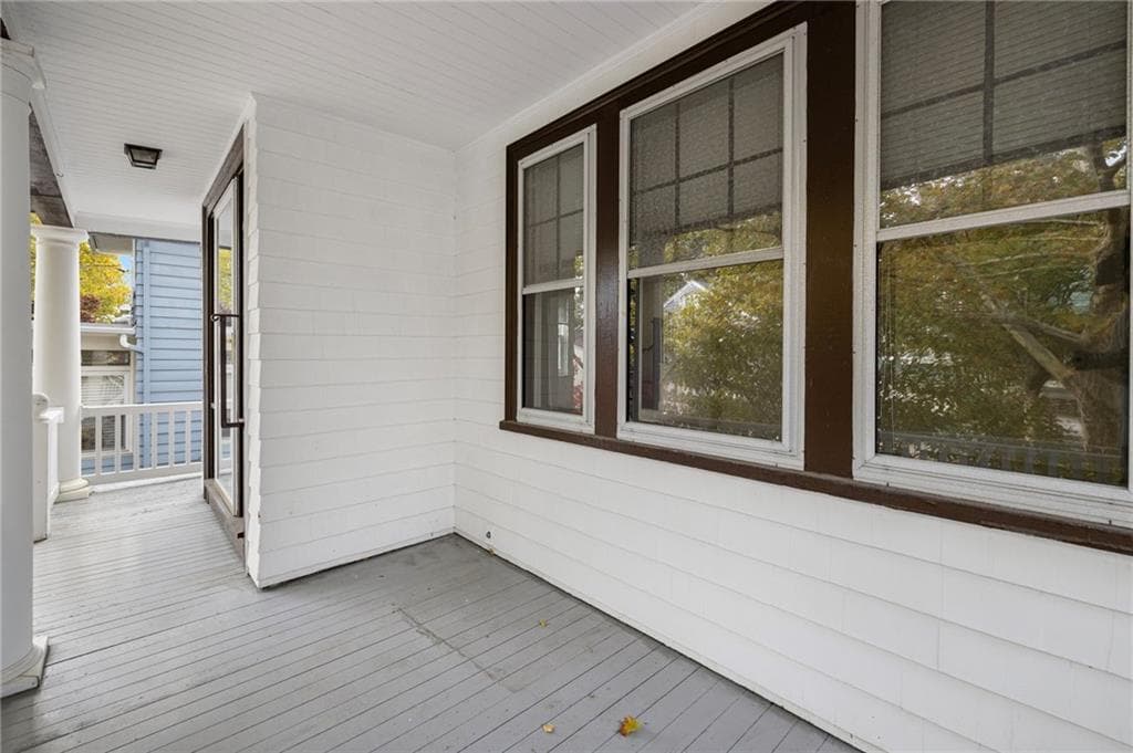 Single Family Residence at 93 Overhill Road, Providence, photo 10 of 41