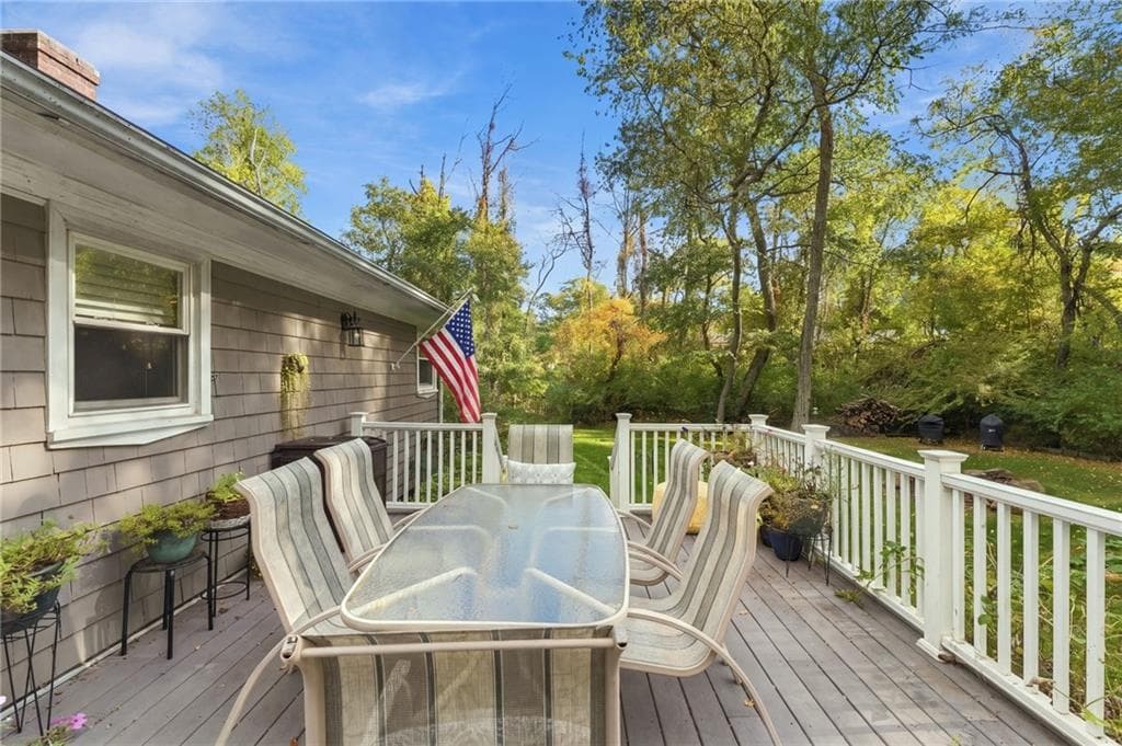 Single Family Residence at 458 Field Hill Road, Scituate, photo 20 of 24