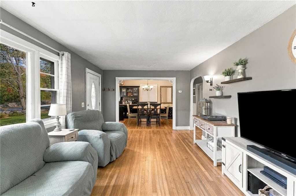 Single Family Residence at 458 Field Hill Road, Scituate, photo 10 of 24