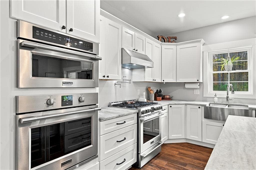 Single Family Residence at 130 Jackson Schoolhouse Road, Burrillville, photo 12 of 48