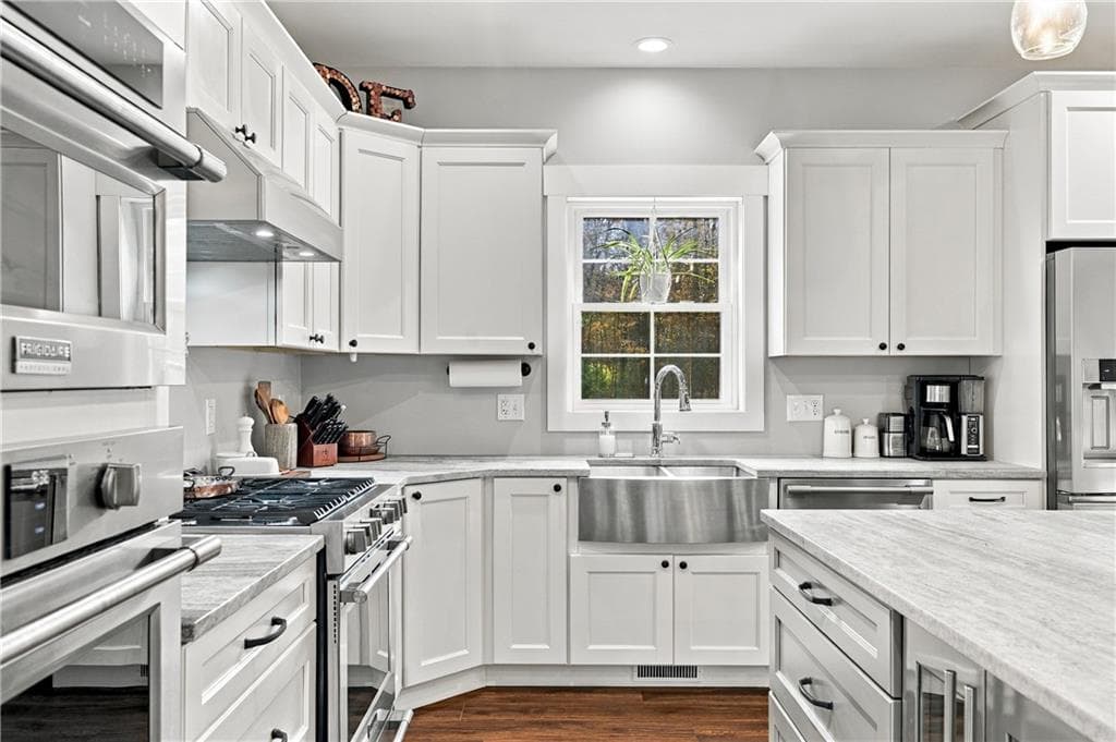 Single Family Residence at 130 Jackson Schoolhouse Road, Burrillville, photo 11 of 48