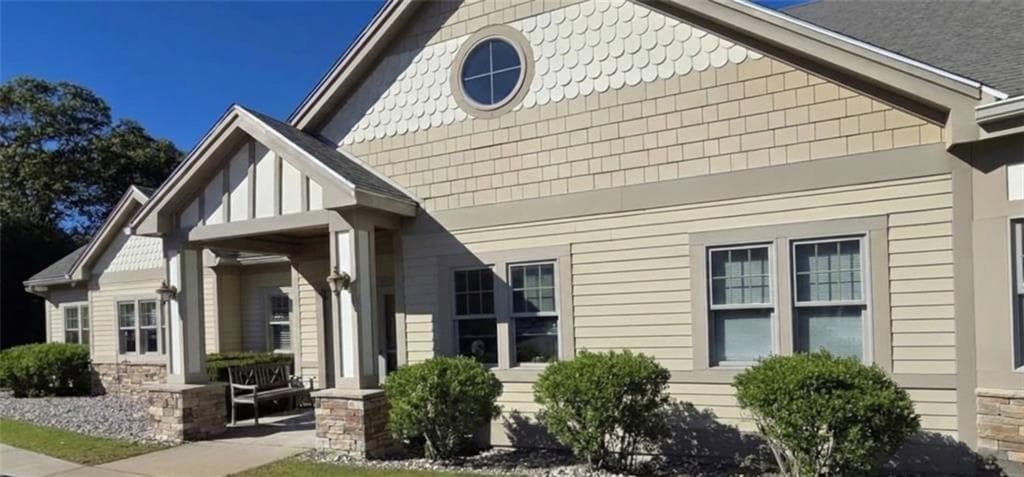 400 South County Trail UNIT 204 A