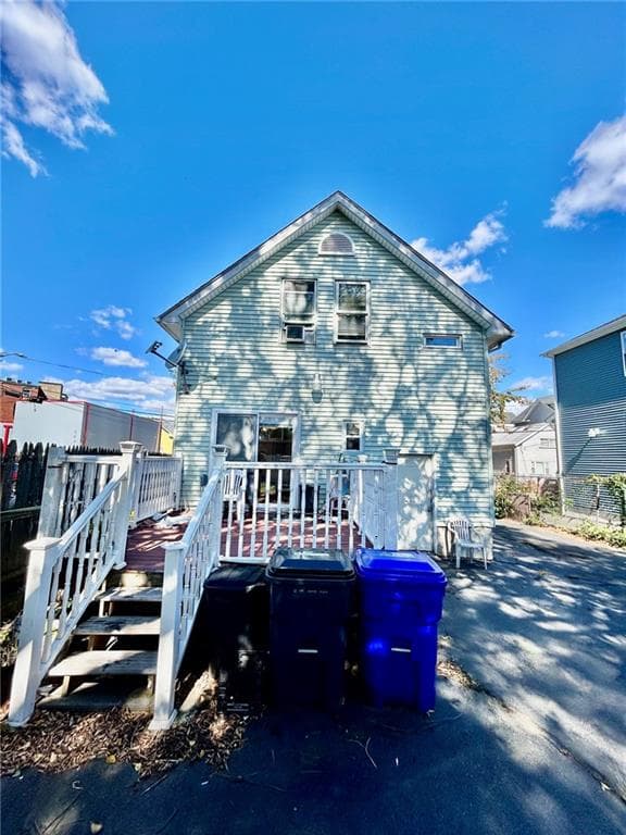 Single Family Residence at 142 Houston Street, Providence, photo 6 of 25