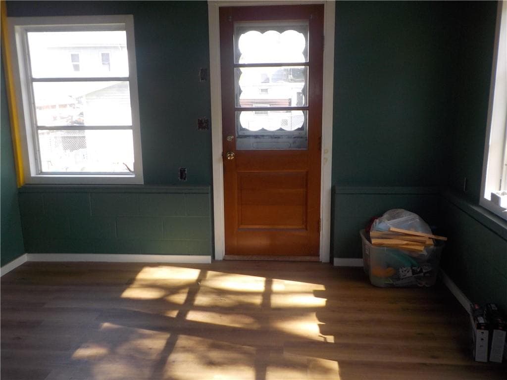 Single Family Residence at 122 Fairfield Avenue, Woonsocket, photo 15 of 20