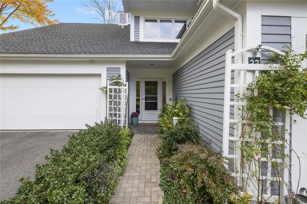 Condominium at 22 Bagy Wrinkle Cove, Warren, photo 2 of 41
