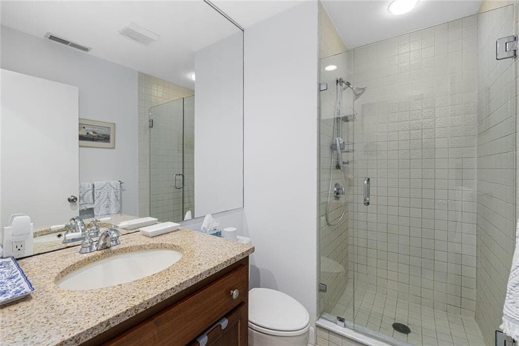 Condominium at 22 Bagy Wrinkle Cove, Warren, photo 28 of 41