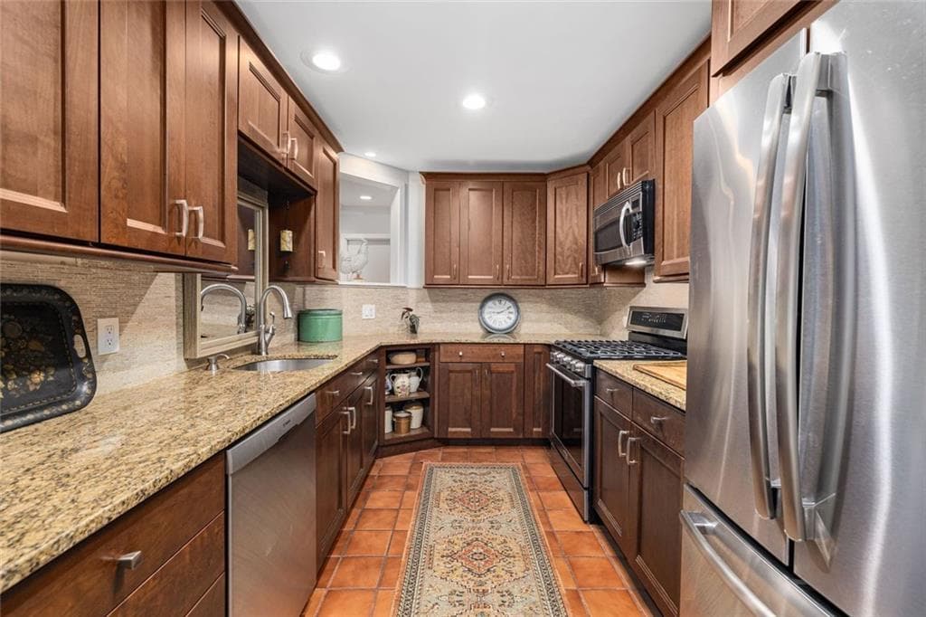 Condominium at 22 Bagy Wrinkle Cove, Warren, photo 9 of 41