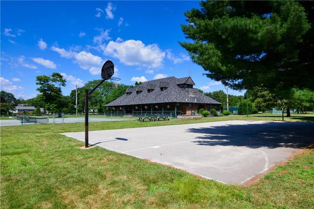 Single Family Residence at 51 Eighth Avenue, Warwick, photo 24 of 32