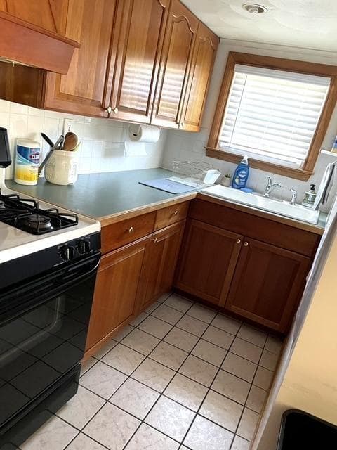 Single Family Residence at 3 Lane 2, Narragansett, photo 12 of 17