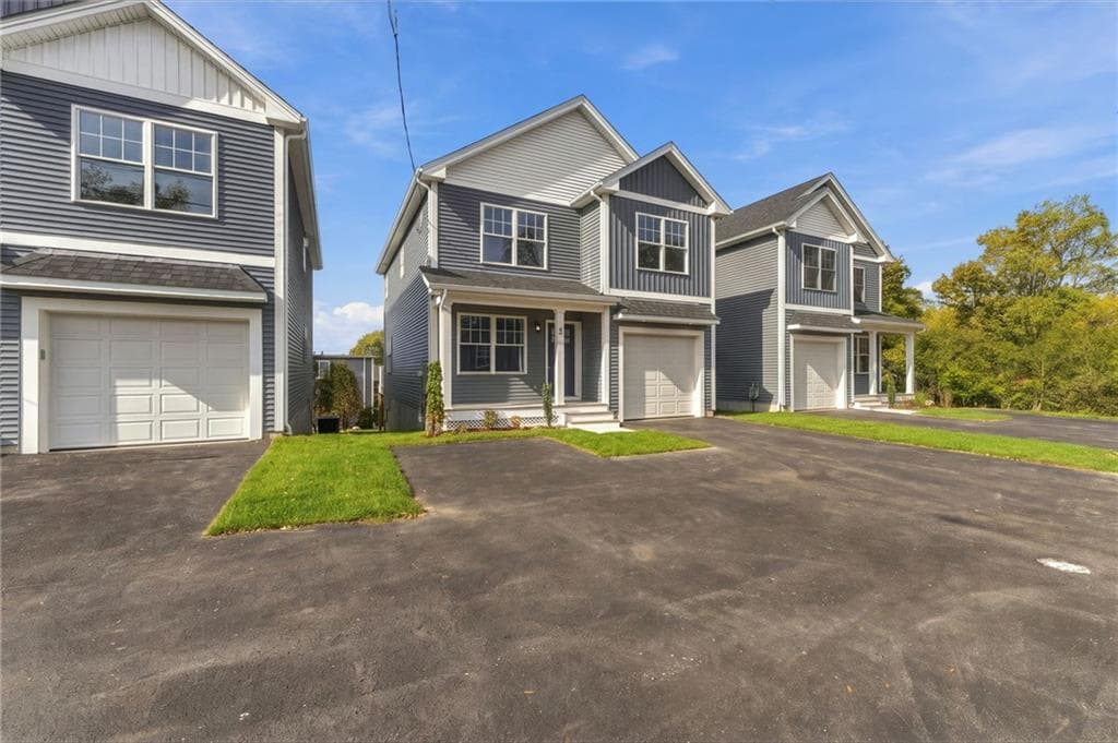Condominium at 6 Teresa Ann Crossing UNIT 6, West Warwick, photo 6 of 8
