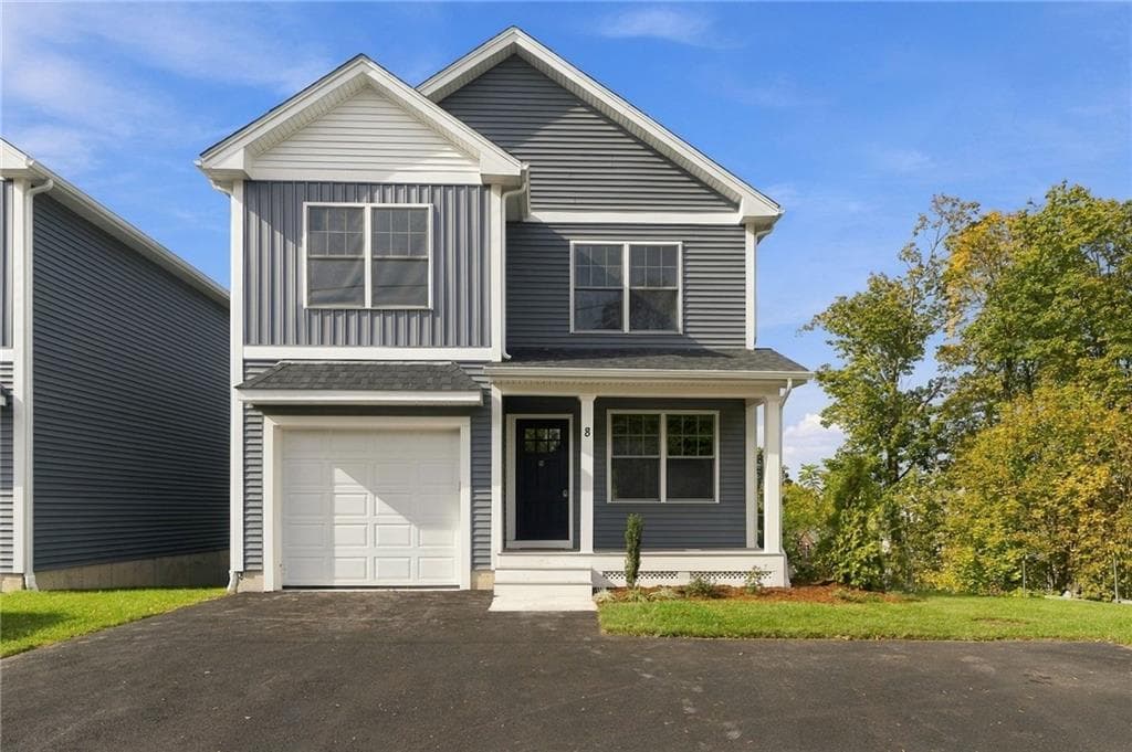 Condominium at 8 Teresa Ann Crossing, West Warwick, photo 5 of 8