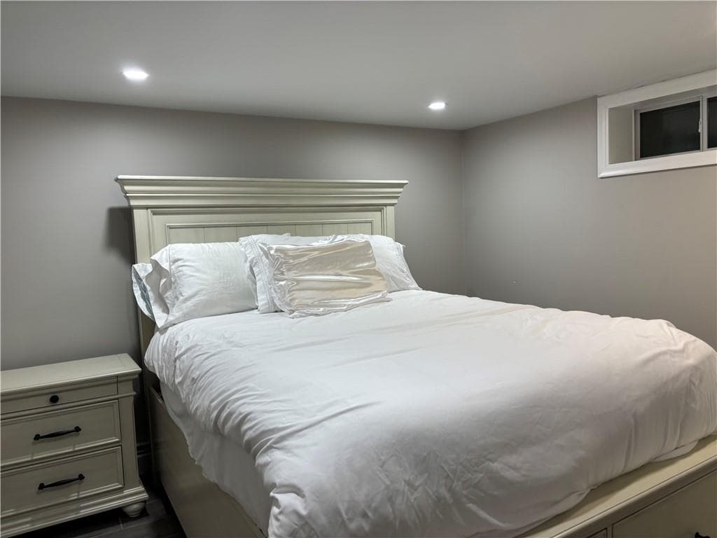 Single Family Residence at 24 Golini Drive, Johnston, photo 17 of 32