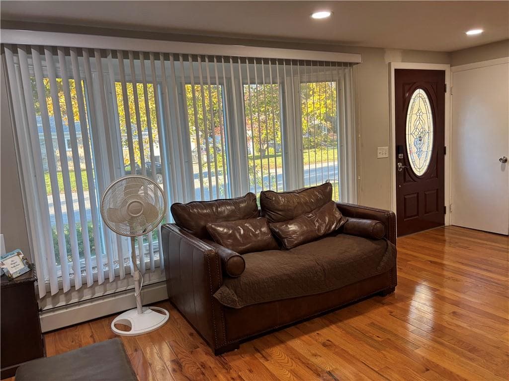 Single Family Residence at 24 Golini Drive, Johnston, photo 3 of 32