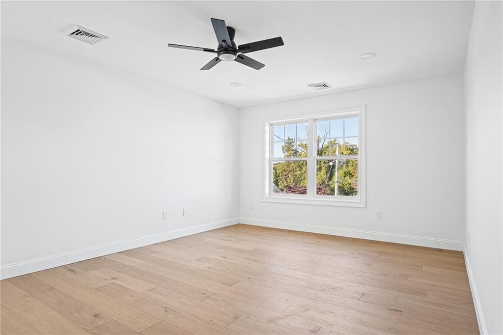 Single Family Residence at 24 Brentwood Drive, Johnston, photo 17 of 44