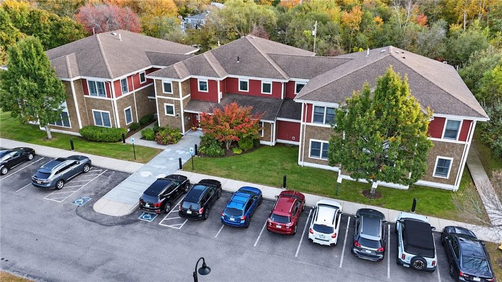 Condominium at 190 Clarke Road UNIT 101, Narragansett, photo 2 of 31