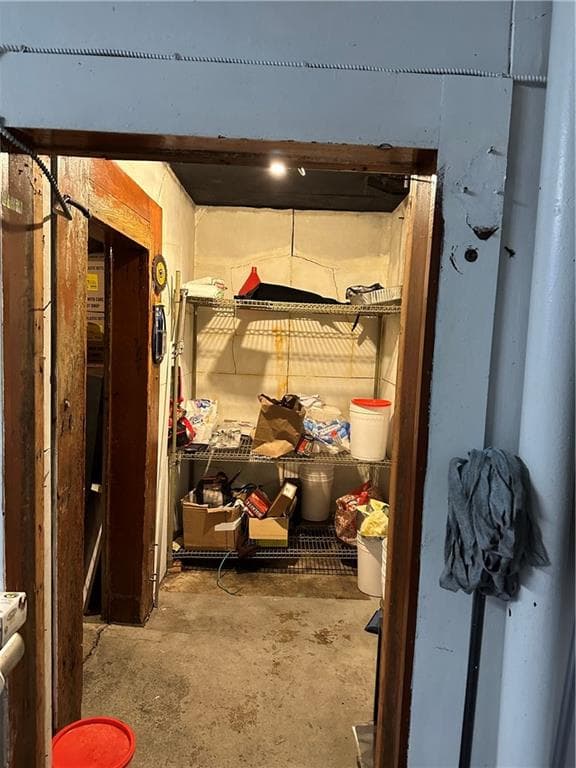 Commercial at 35 Boyd Street, Providence, photo 4 of 11