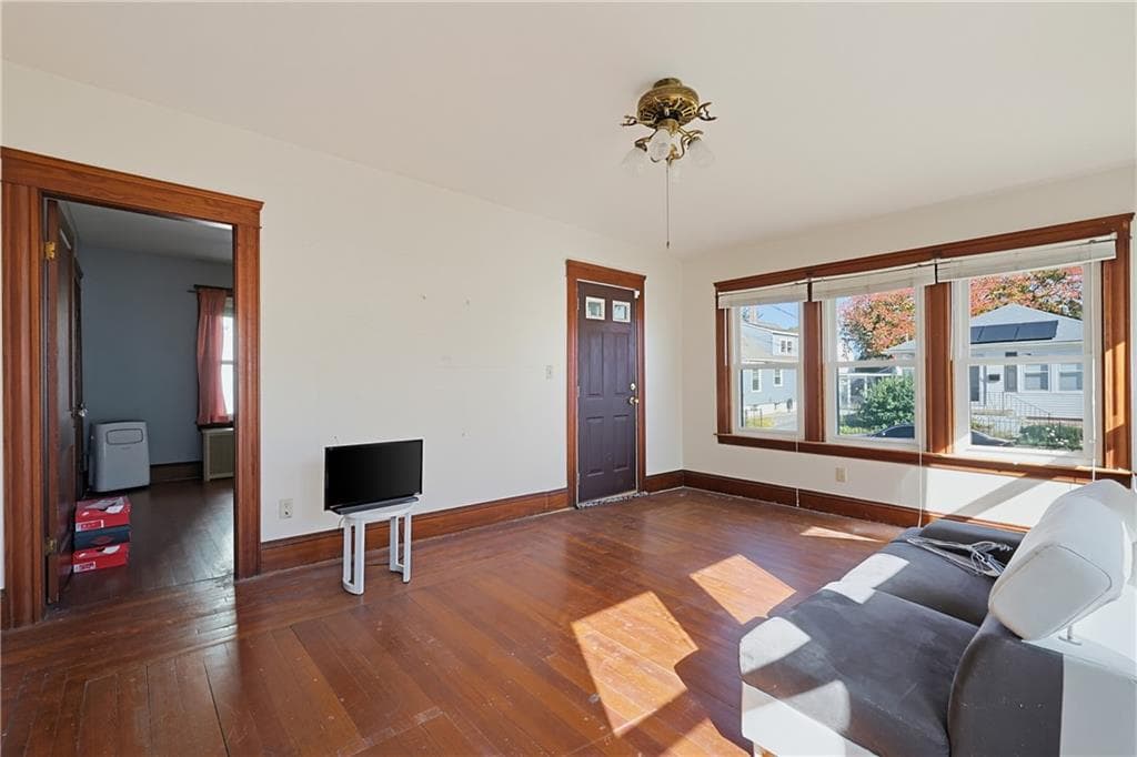 Single Family Residence at 86 Stedman Avenue, Pawtucket, photo 19 of 35