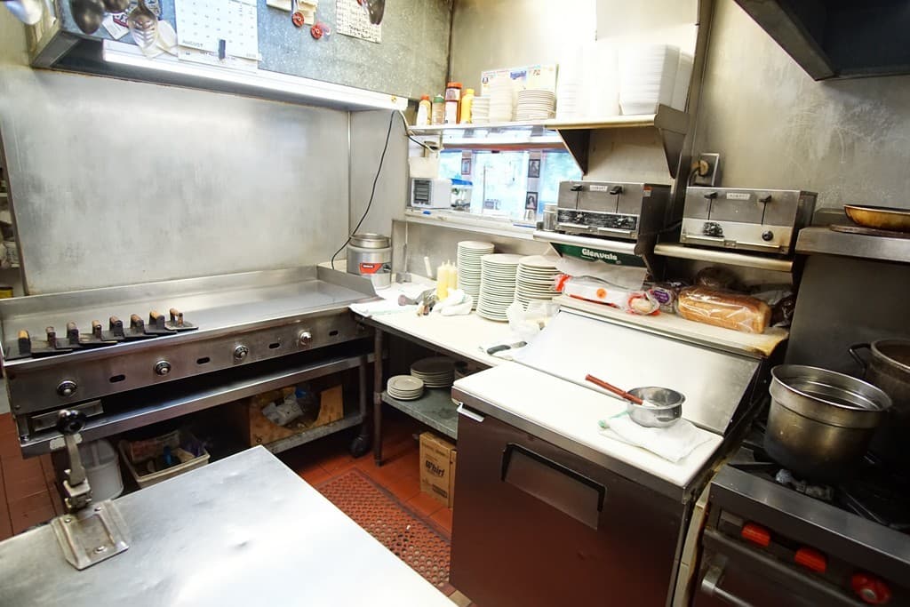 950 Bay St, Springfield MA 01109 photo 18