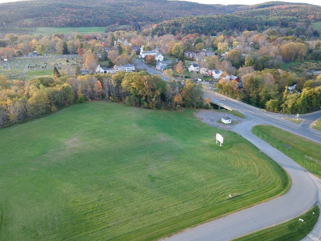 Commercial at 1 Northfield Rd, Bernardston MA 01337, photo 4 of 7