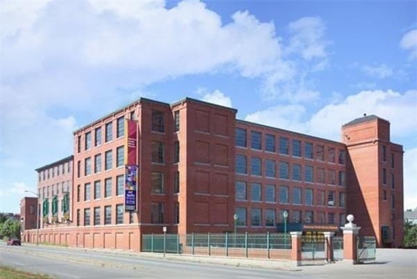 491 Dutton St, Lowell MA 01854