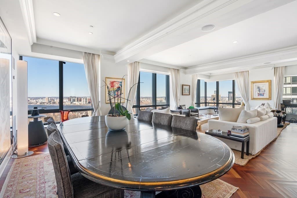 Condominium at 2 Avery Street, Boston MA 02111, photo 2 of 35