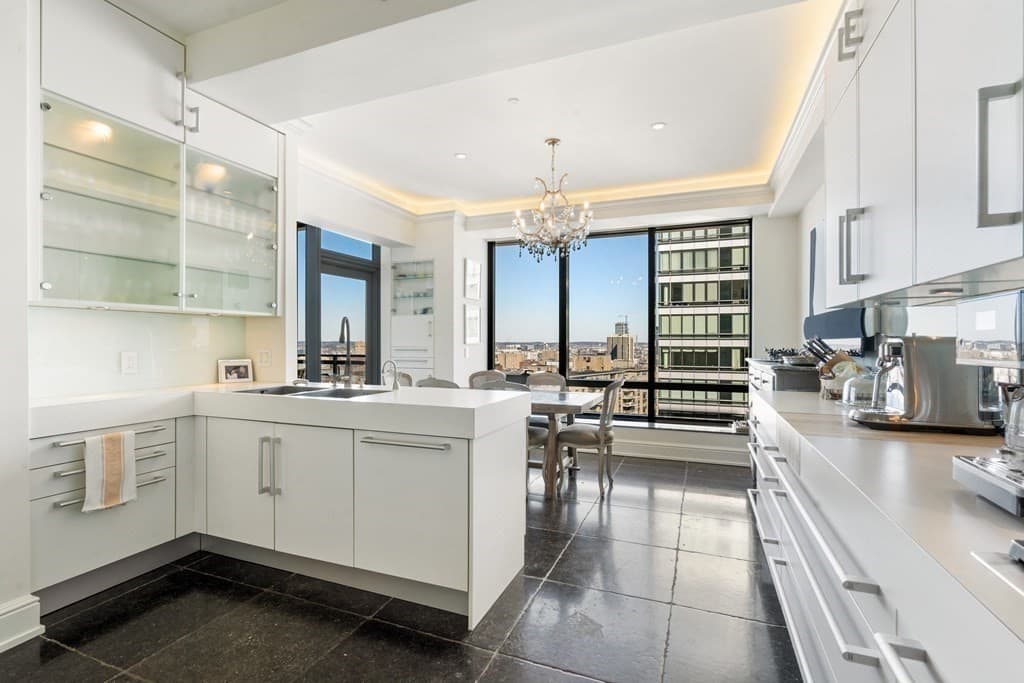 Condominium at 2 Avery Street, Boston MA 02111, photo 7 of 35