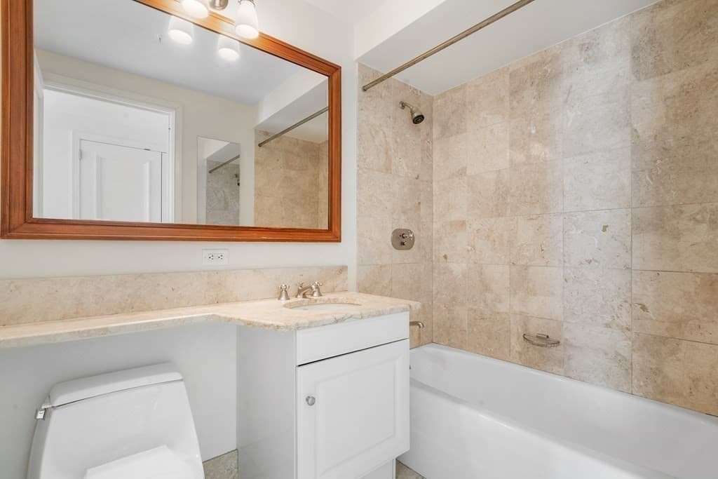Condominium at 2 Avery Street, Boston MA 02111, photo 34 of 35