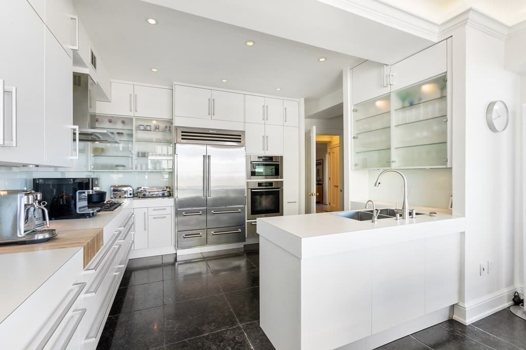 Condominium at 2 Avery Street, Boston MA 02111, photo 10 of 35