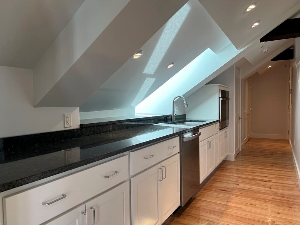 Condominium at 10 Deerfield Ave # 2, Shelburne MA 01370, Shelburne, photo 7 of 25