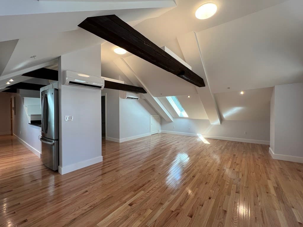 Condominium at 10 Deerfield Ave # 2, Shelburne MA 01370, Shelburne, photo 4 of 25
