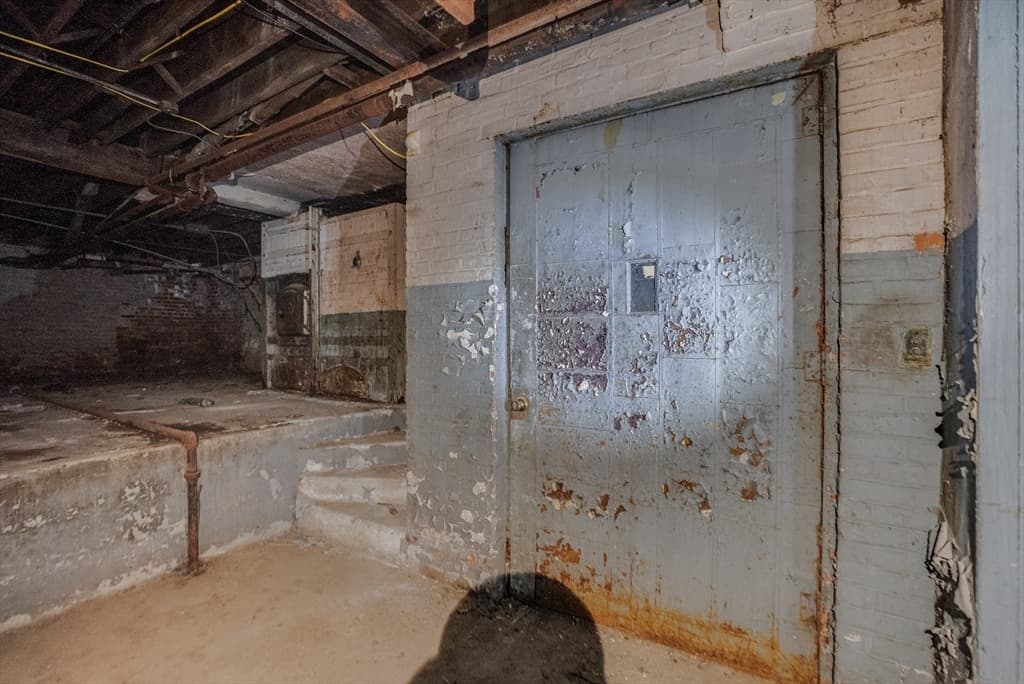 567-573 Dwight St, Holyoke MA 01040 photo 25