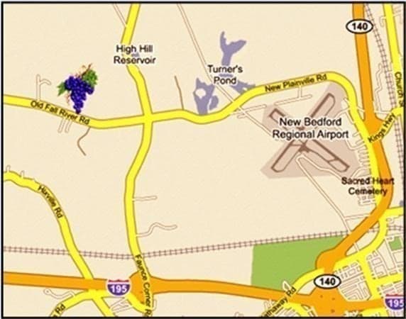 335 Old Fall River Rd, Dartmouth MA 02747 photo 3