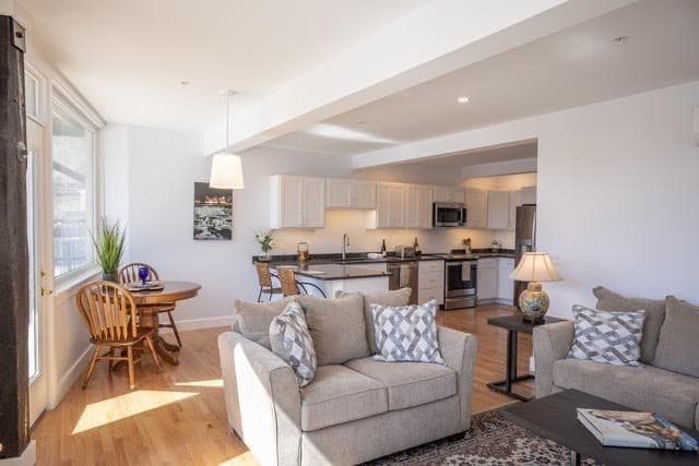 Condominium at 10 Deerfield Ave # 5, Shelburne MA 01370, Shelburne, photo 9 of 28
