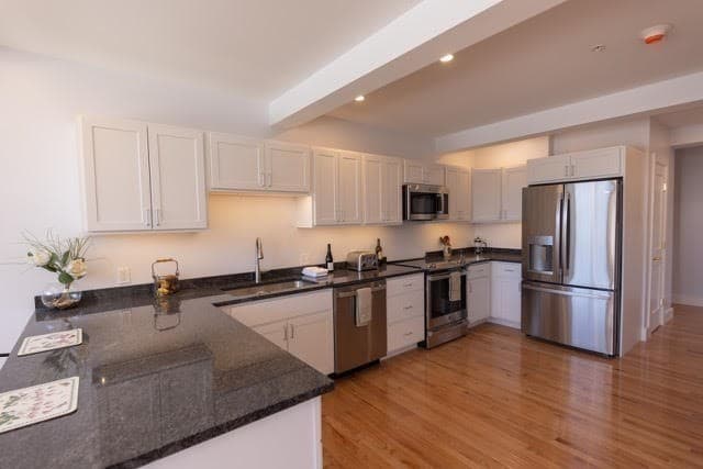 Condominium at 10 Deerfield Ave # 5, Shelburne MA 01370, Shelburne, photo 11 of 28