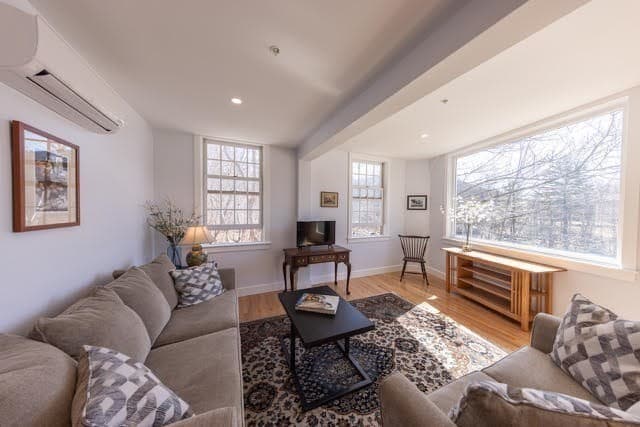 Condominium at 10 Deerfield Ave # 5, Shelburne MA 01370, Shelburne, photo 8 of 28